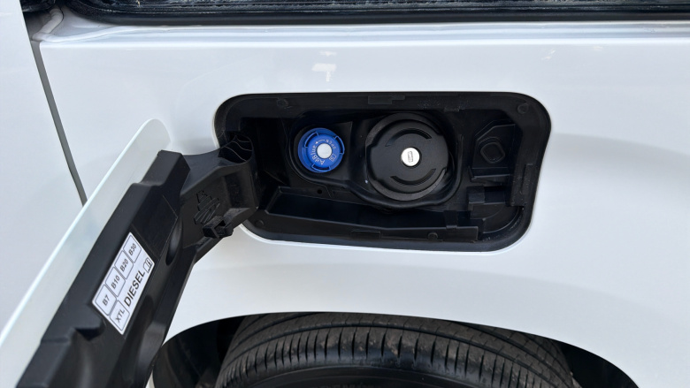 Vauxhall Combo Cargo Combo L1 Diesel 2300 1.5 Turbo D 100ps H1 Sportive Van